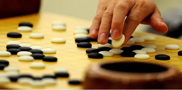 ai与ai下围棋谁会赢,ai与ai下围棋谁会赢啊